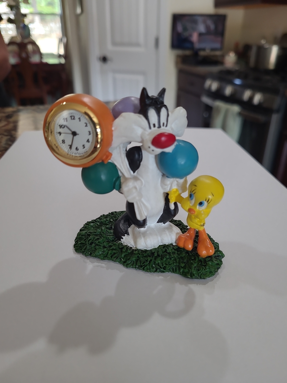 Vintage 1997 Looney Tunes Sylvester & Tweety Miniture Clock Fugure-Working